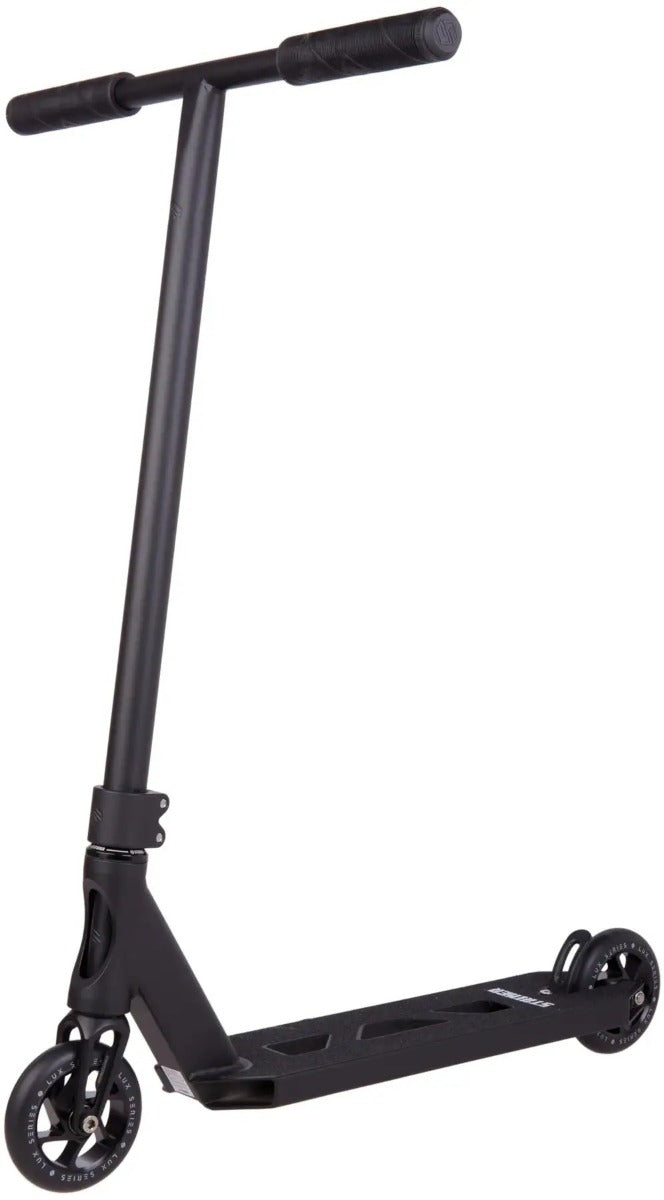 Freestyle koloběžka Striker Essential L Black